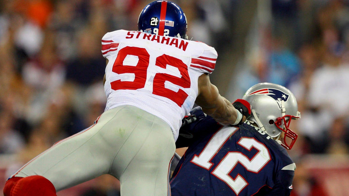 Michael Strahan's game-worn Giants jersey from Super Bowl XLII win over  undefeated Patriots up for auction 