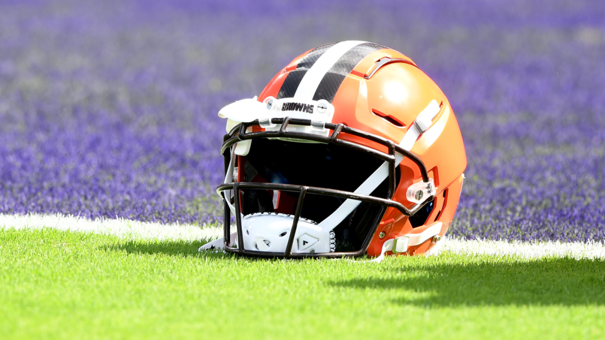 NFL Network's mock draft for Cleveland Browns isn't just bad, it's bad