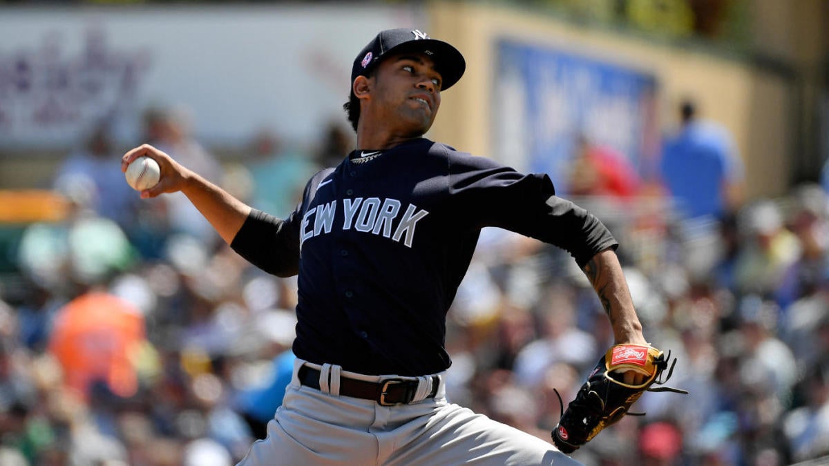 MLB trade rumors: Why Yankees' Deivi Garcia holds the key to Brian  Cashman's deadline moves 