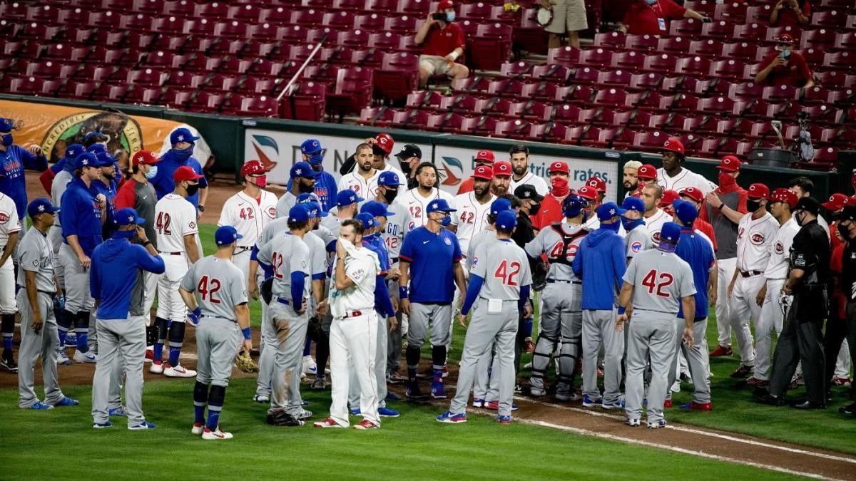 baseball game fit for @Cubs v @Cincinnati Reds at @Field of Dreams ! ⚾