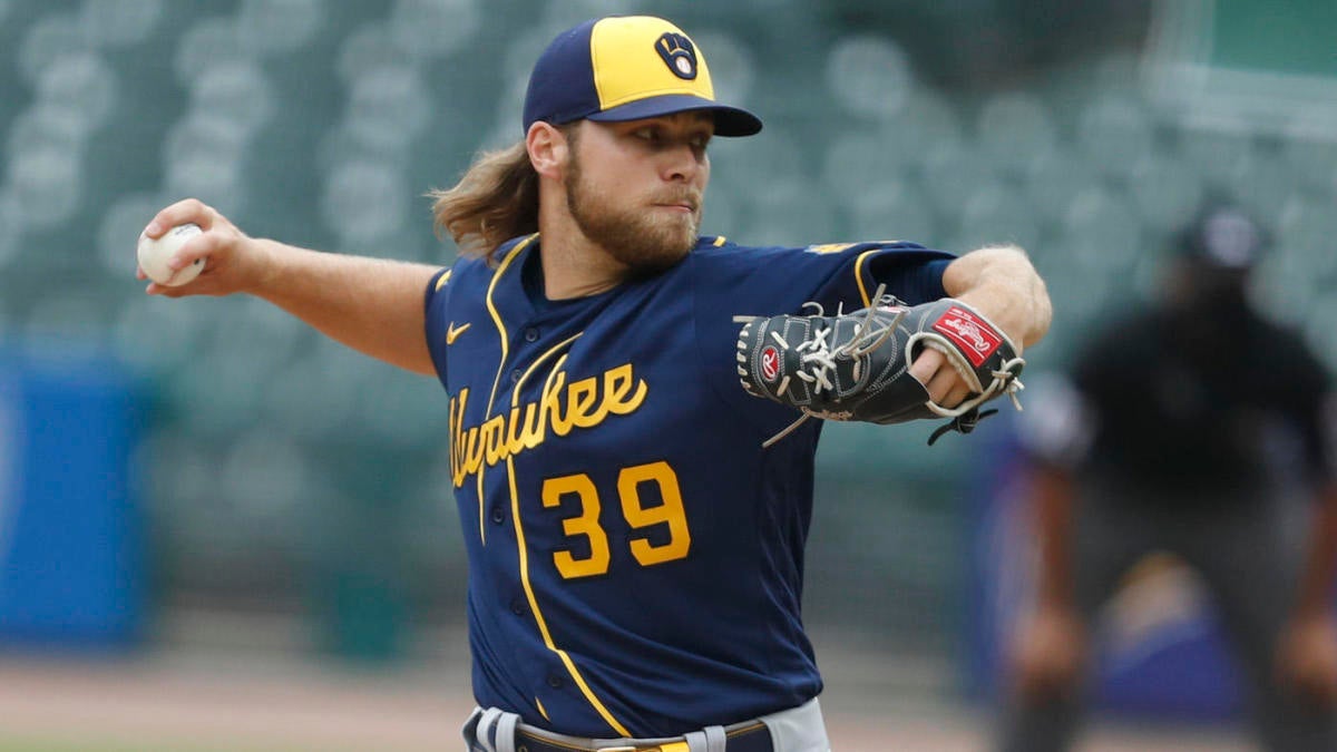 Brewers' Corbin Burnes, who put together outstanding 2020, injures