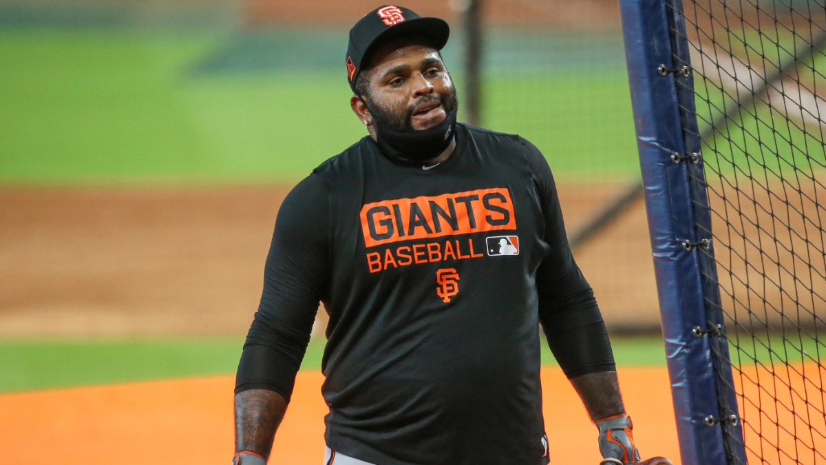 Giants release Pablo Sandoval