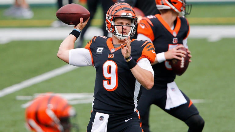usatsi-14927062-joe-burrow-bengals-qb-pregame-2020-1400.jpg