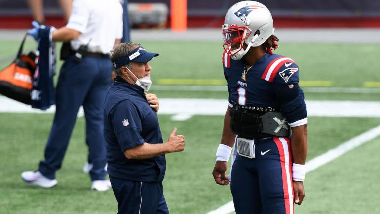NFL: Miami Dolphins at New England Patriots