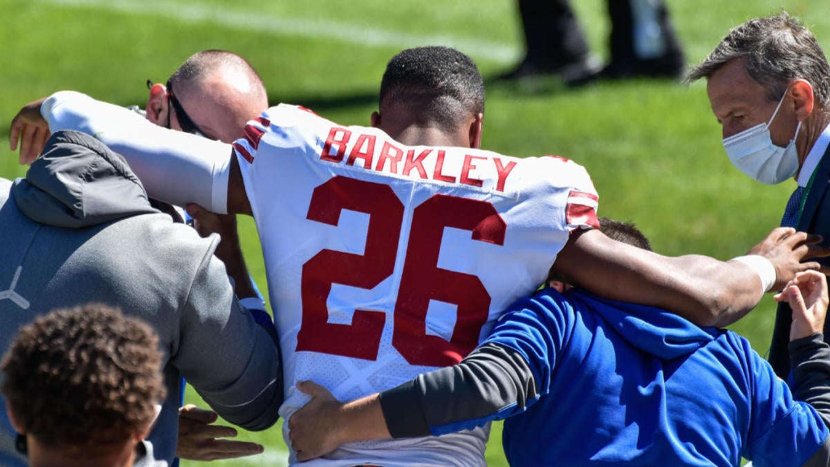 Giants fear Saquon Barkley tore ACL in right knee