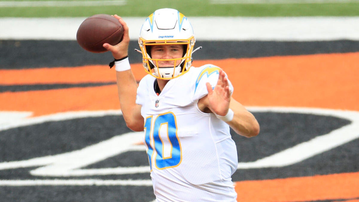 Chargers make surprise QB change, start Justin Herbert over Tyrod Taylor  vs. Chiefs 