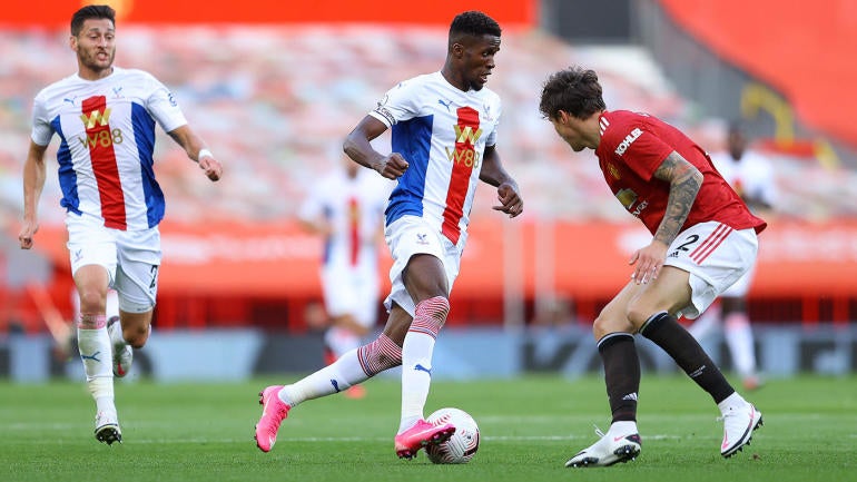 Manchester United v Crystal Palace - Premier League