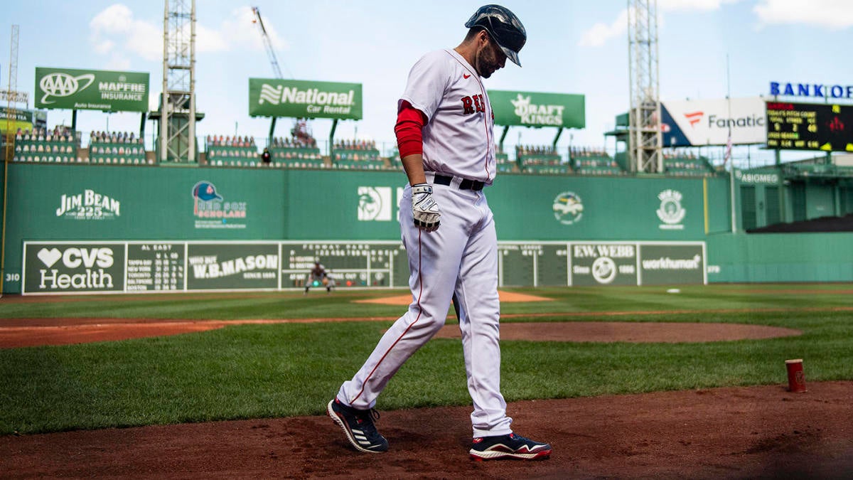 Video: Mike Trout hits first Fenway Park home run vs. Red Sox 