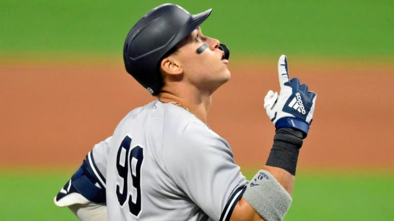 MLB: Game Two-New York Yankees at Atlanta Braves