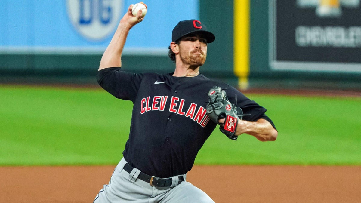 Cleveland Indians' Shane Bieber named 2021 Cleveland Pro Athlete of the Year