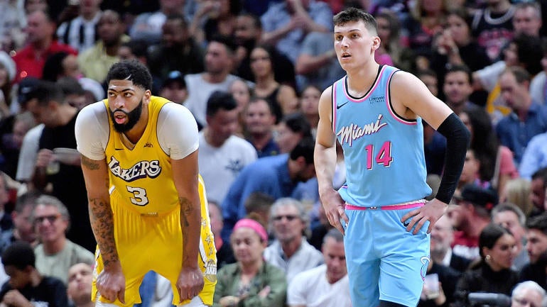 davis-herro-lakers-heat.jpg