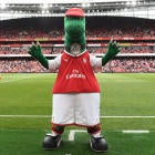 Arsenal Mascot Gunnersaurus Returns To Pitch For First Time Since ...