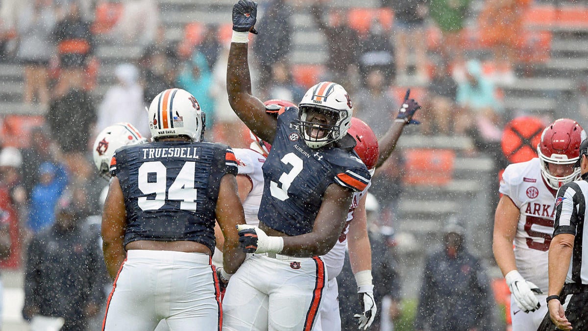 Auburn vs. Arkansas: SEC explains late-game officiating error leading to Tigers victory over ...