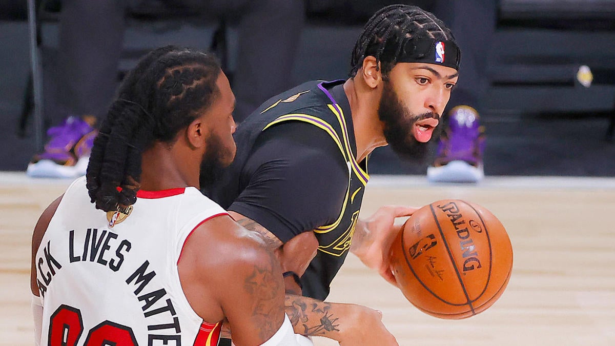Lakers Heat Nba Finals Anthony Davis Escapes Punishment After Hitting Jae Crowder In The Head During Game 5 Cbssports Com
