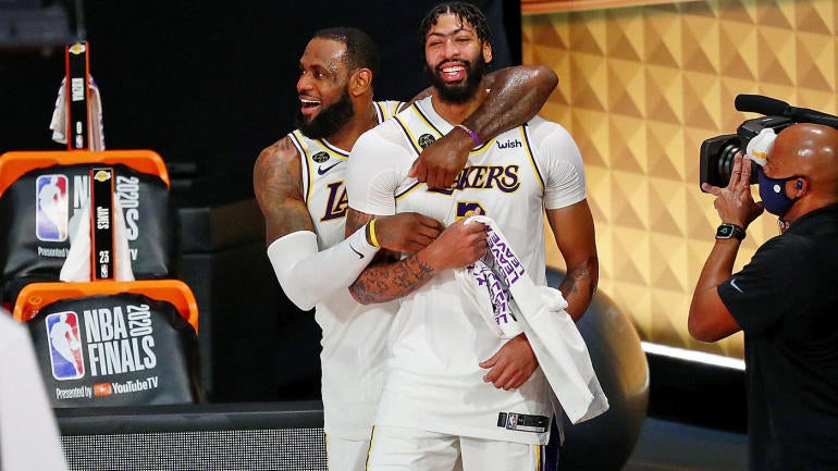 Lakers' NBA championship parade on hold due to COVID-19 ...