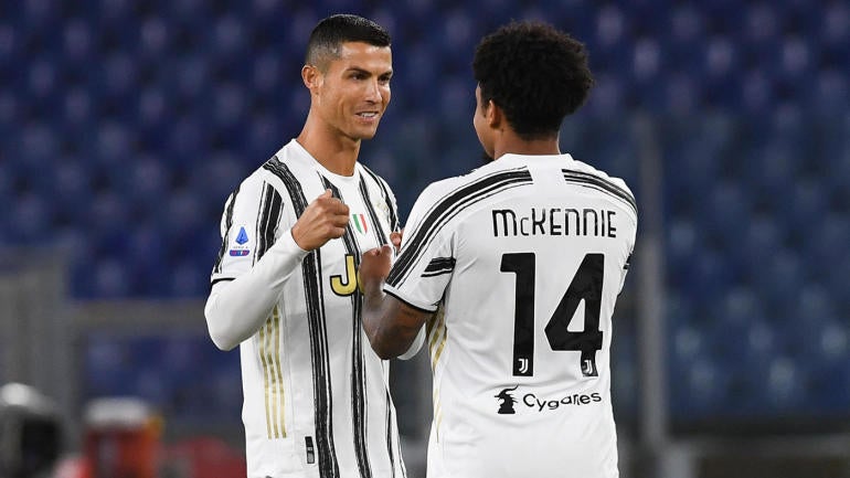 cristiano-ronaldo-weston-mckennie-juventus.jpg