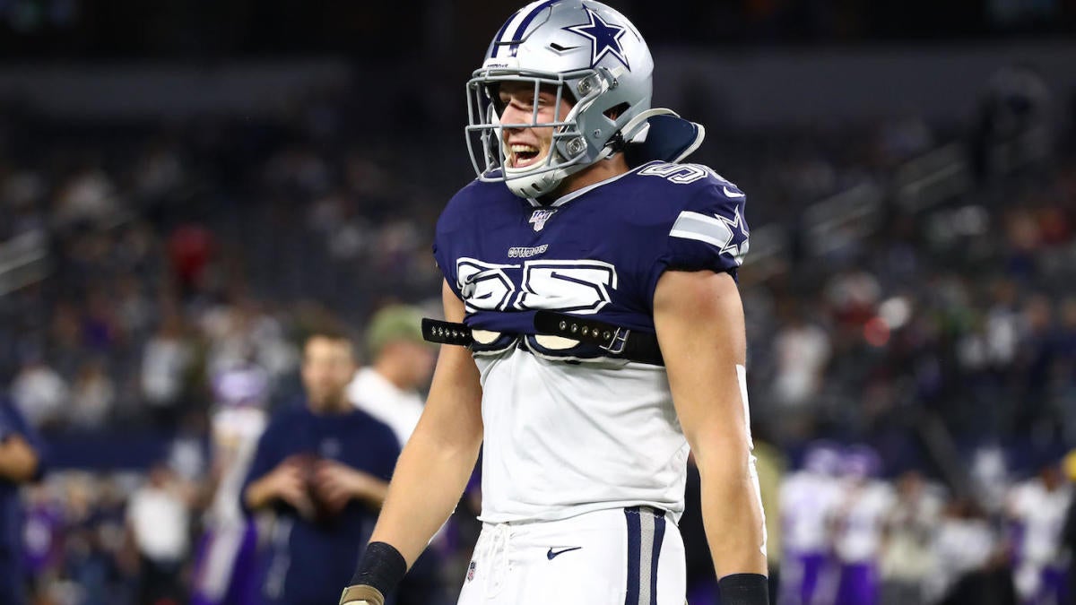 Leighton Vander Esch suffered fractured collarbone vs Rams