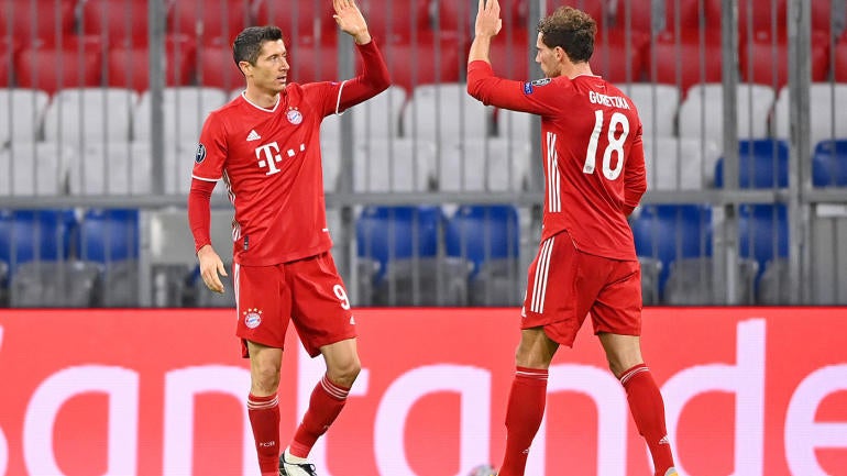 gettyimages-1281511606-lewandowski-goretzka-bayern-goal-2020-ucl-1st-1400.jpg