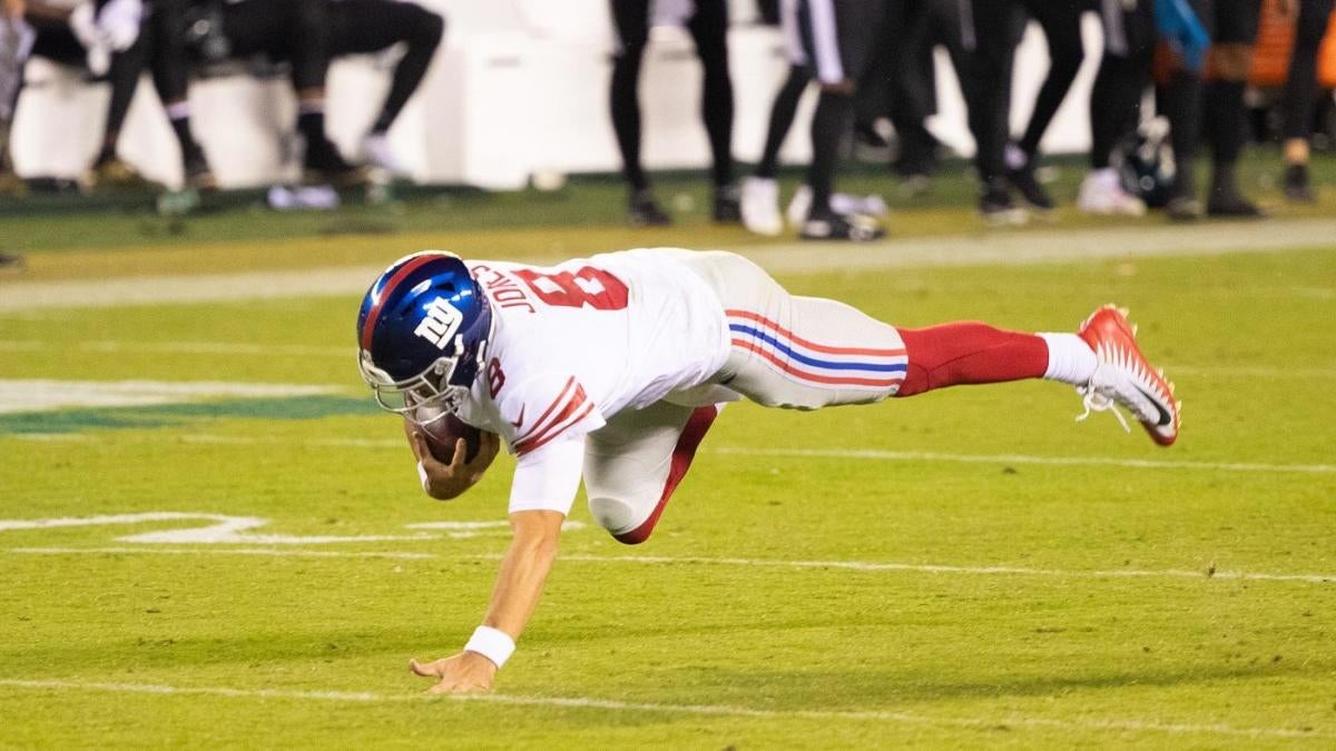 Giants QB Daniel Jones on being turned into a meme for trip, catch: 'I  think it's funny' 
