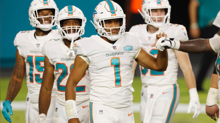 New York Jets v Miami Dolphins