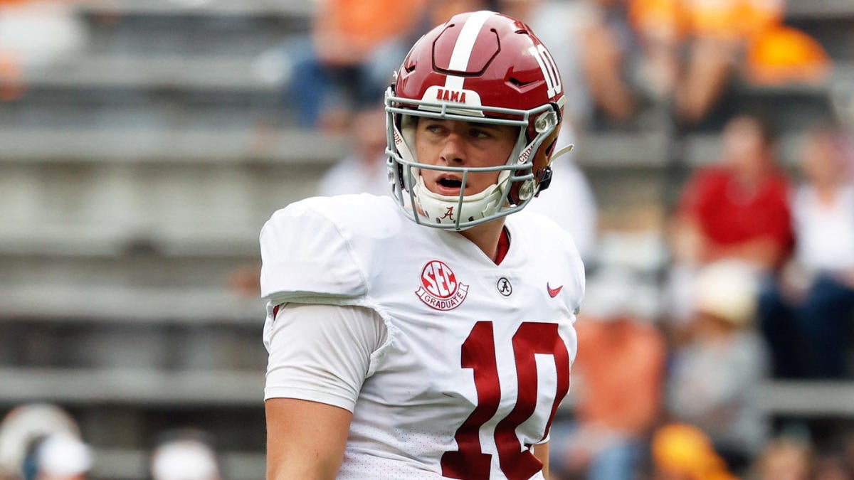 PFF 2021 NFL Mock Draft: Broncos draft QB Trey Lance at No. 10 : r