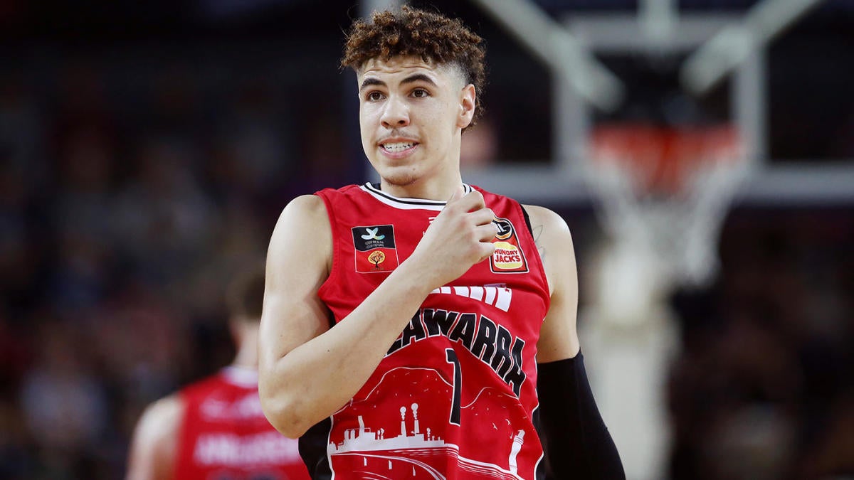 NBA Mock Draft: LaMelo Ball goes No. 1 as Pistons trade up; Anthony Edwards  falls to Hornets at No. 3 - CBSSports.com