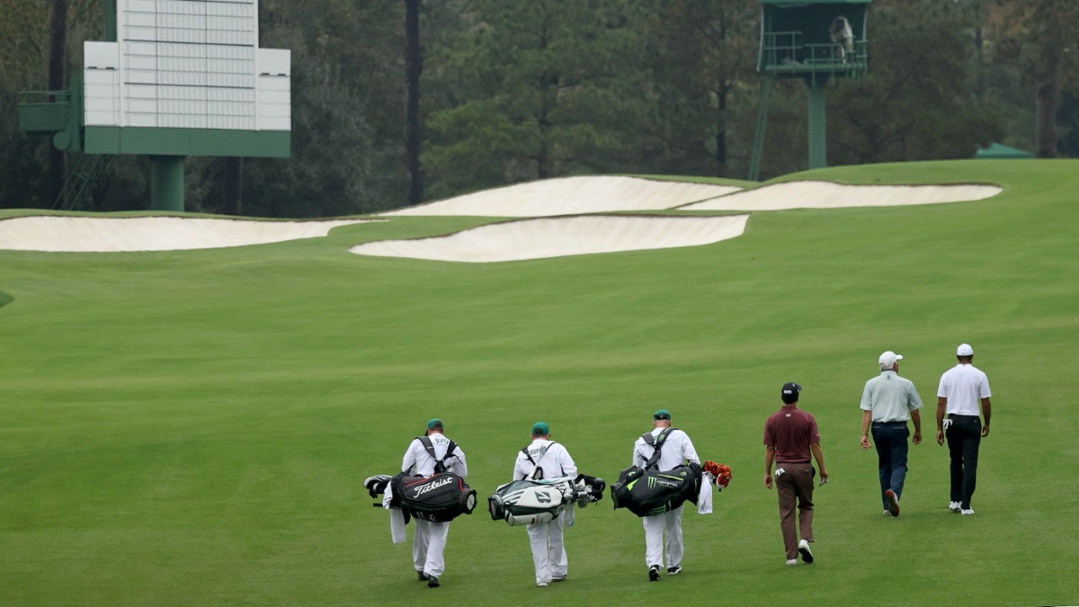 Soaking up the experience of Tiger Woods, Fred Couples ...