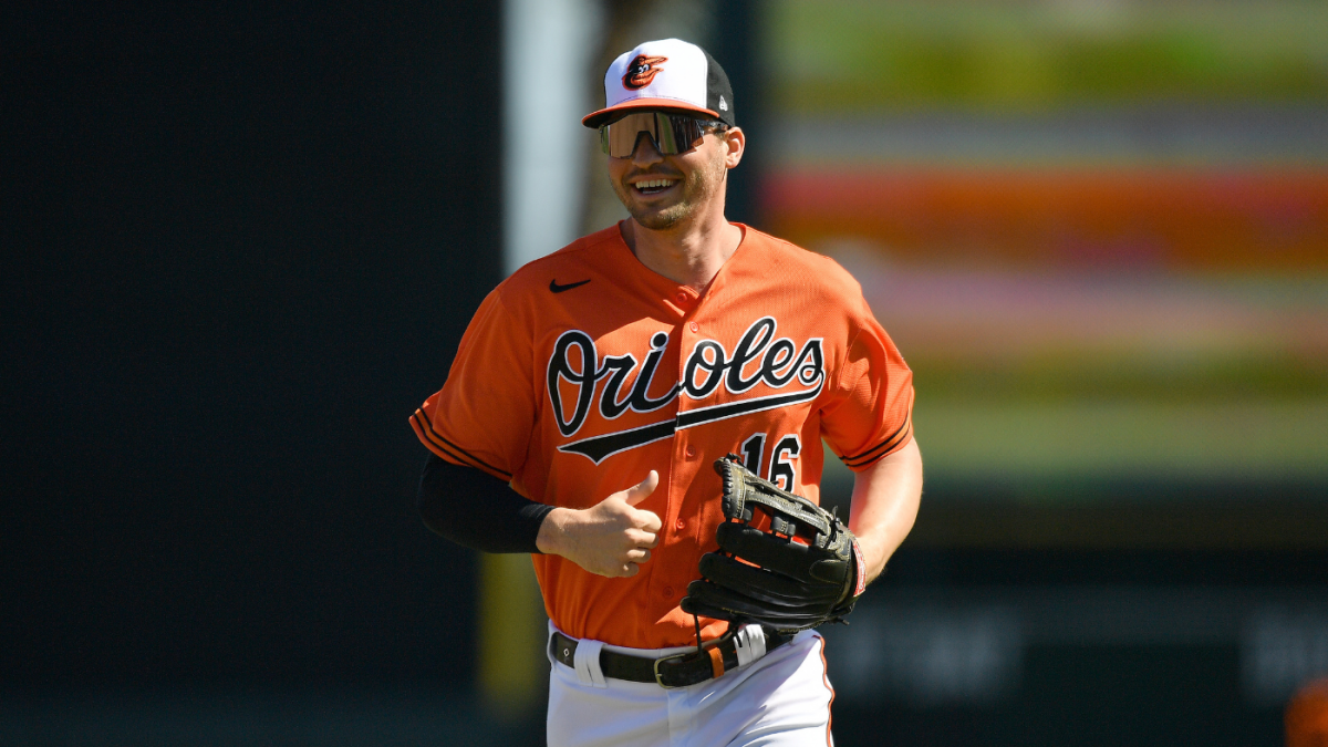 Orioles and Trey Mancini Partner on T-Shirt to Benefit Colorectal Cancer