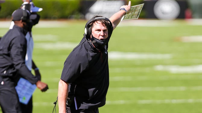 will-muschamp-mad-pointing-south-carolina-usatsi.jpg