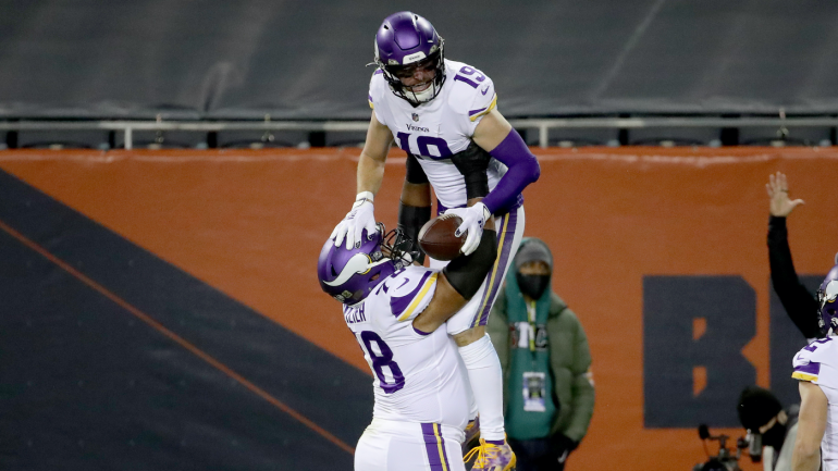 Adamthielen.png