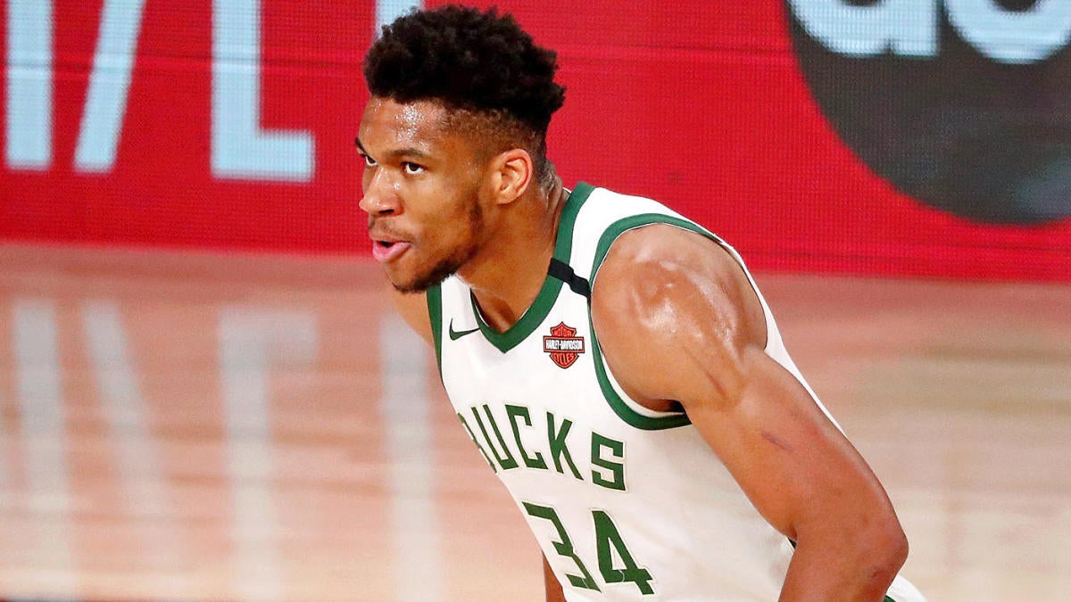 Bucks' Giannis flexes LeBron, Stephen Curry-led jersey collection