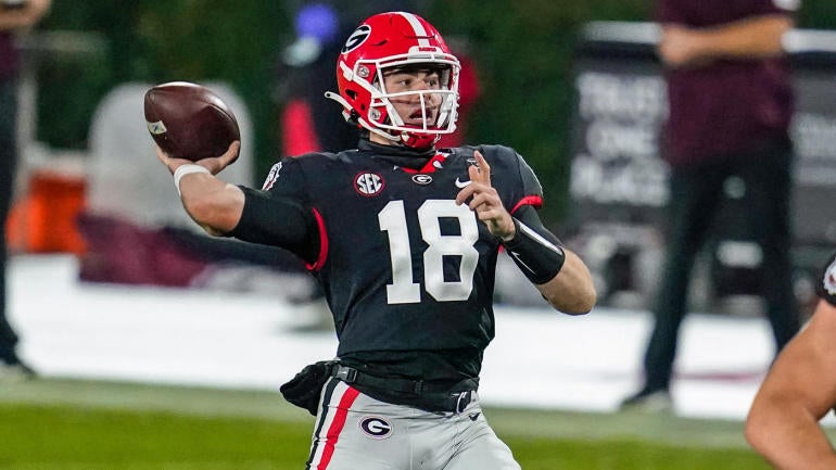 usatsi-15223138-jt-daniels-uga-qb-2020-1400.jpg