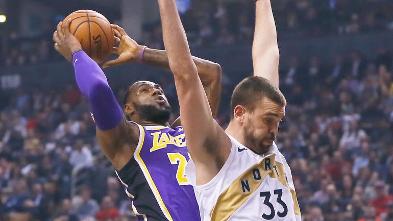 lebron-marc-gasol.jpg