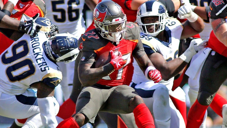 ronald-jones-buccaneers.jpg