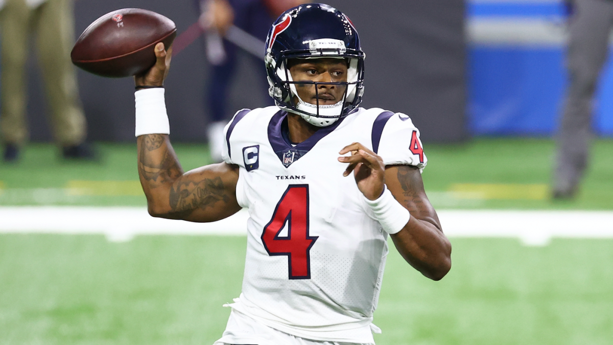 Texans' Deshaun Watson does a victory lap around Dolphins' Brock