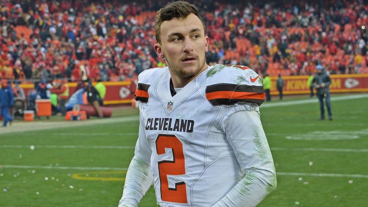 Johnny Manziel says his formal football career 'in my eyes is over,' will  play second FCF season, per report - CBSSports.com