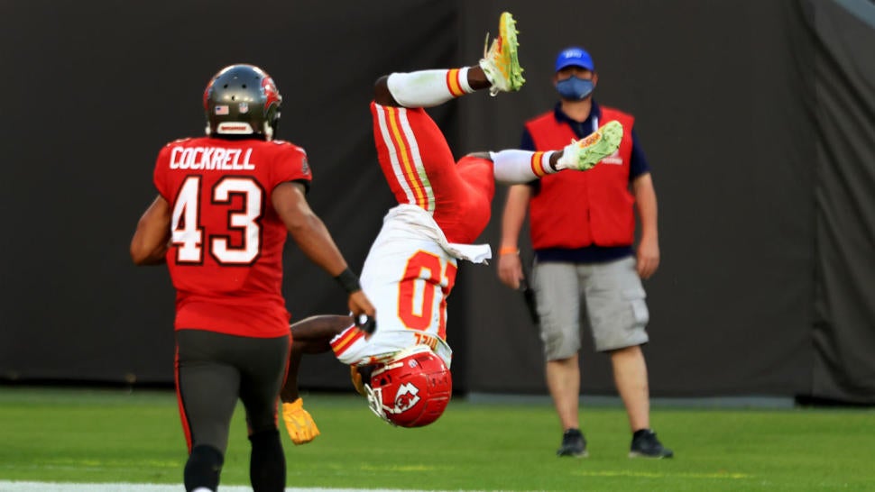 Chiefs At Buccaneers Score: Tyreek Hill Eviscerates Tampa Bay With ...