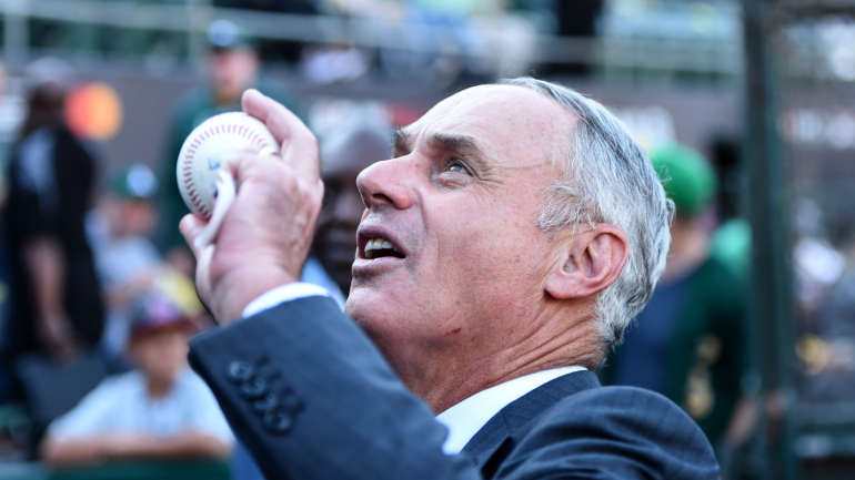 rob-manfred-5.png