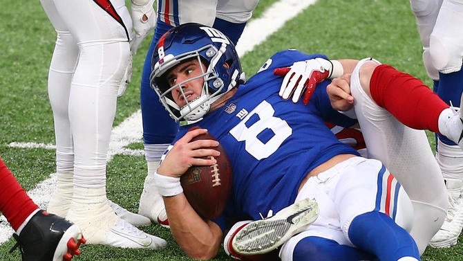 daniel-jones-giants.jpg