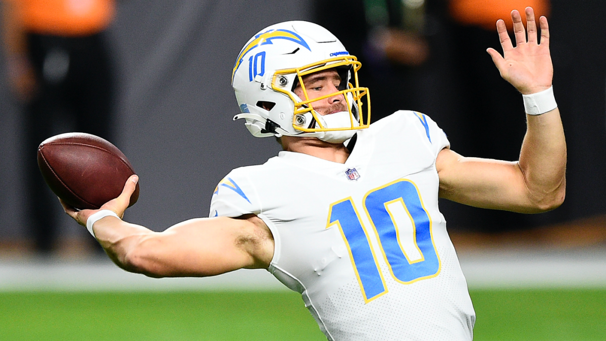 Chargers’ Justin Justinert breaks Baker Mayfield’s passing record in Week 15 victory over Raiders