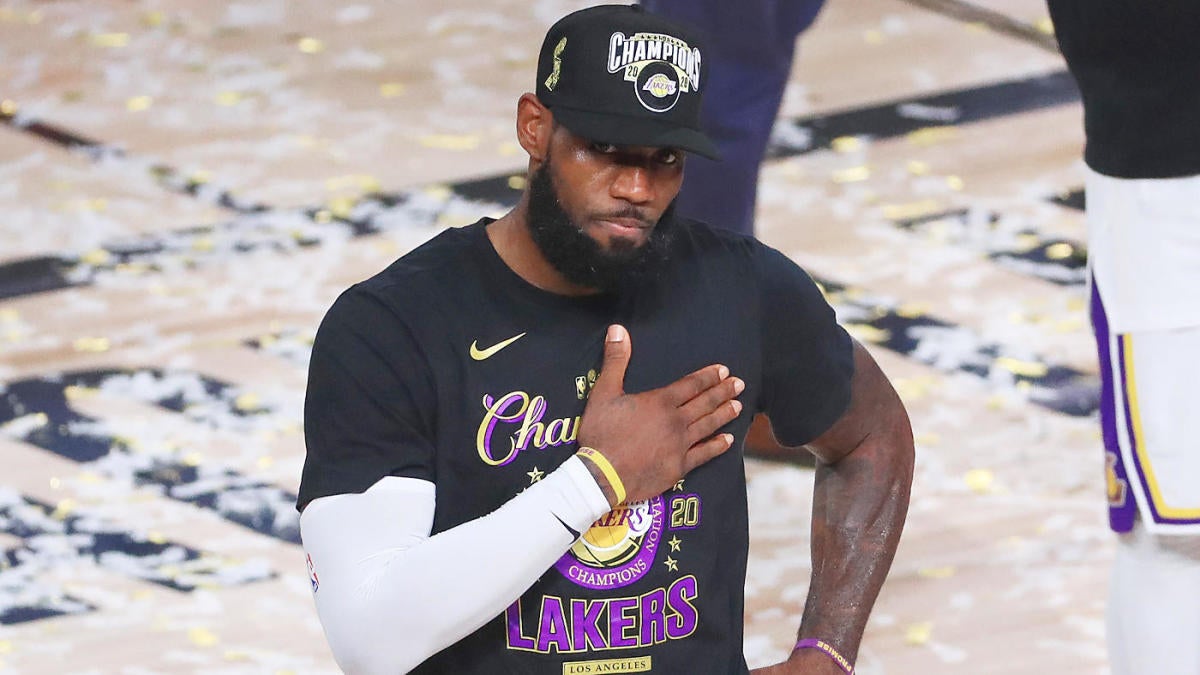Top 10 Storylines For Nba Season Lebron James Closing On Michael Jordan Ring Count Unleashed Stephen Curry Cbssports Com