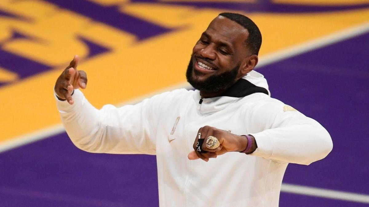 Los Angeles Lakers Honor Kobe Bryant On Championship Rings