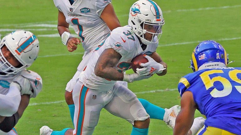 myles-gaskin-dolphins.jpg