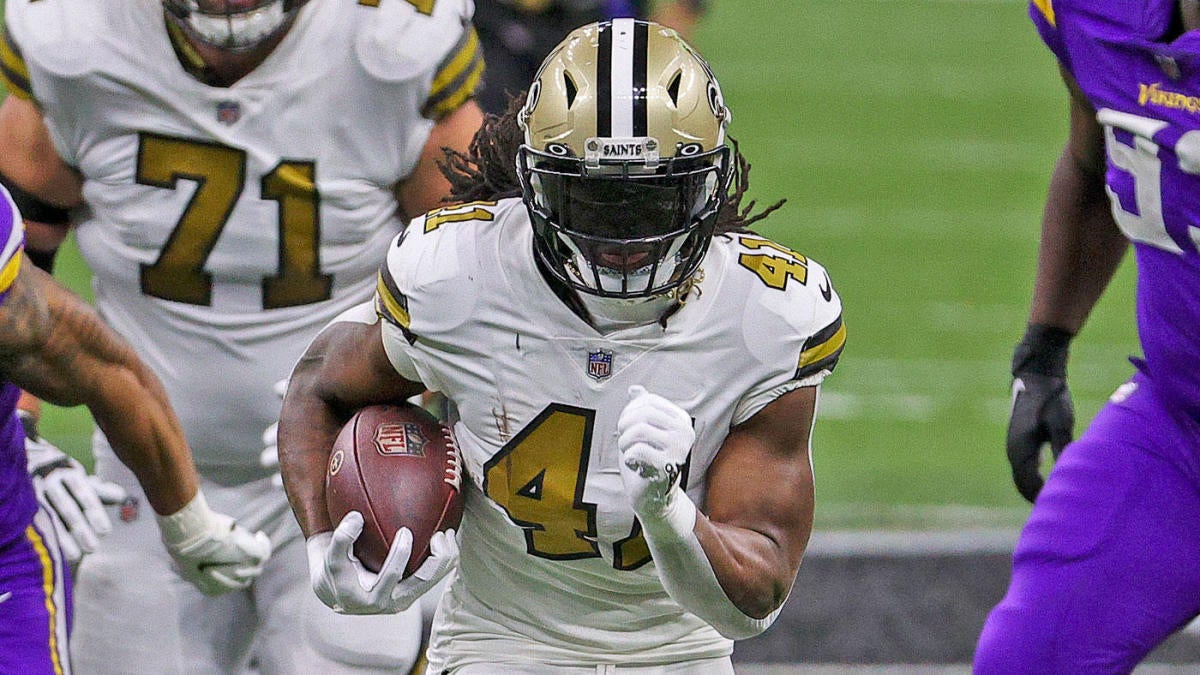Alvin Kamara will match anything the NFL fines him for boots and donate to charity after the six touchdown game