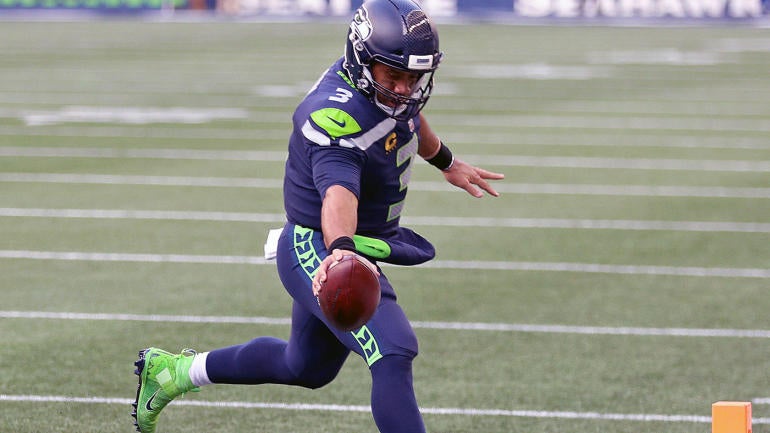 russell-wilson-seahawks.jpg