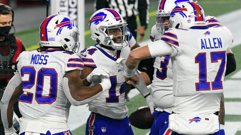 NFL: Buffalo Bills at New England Patriots