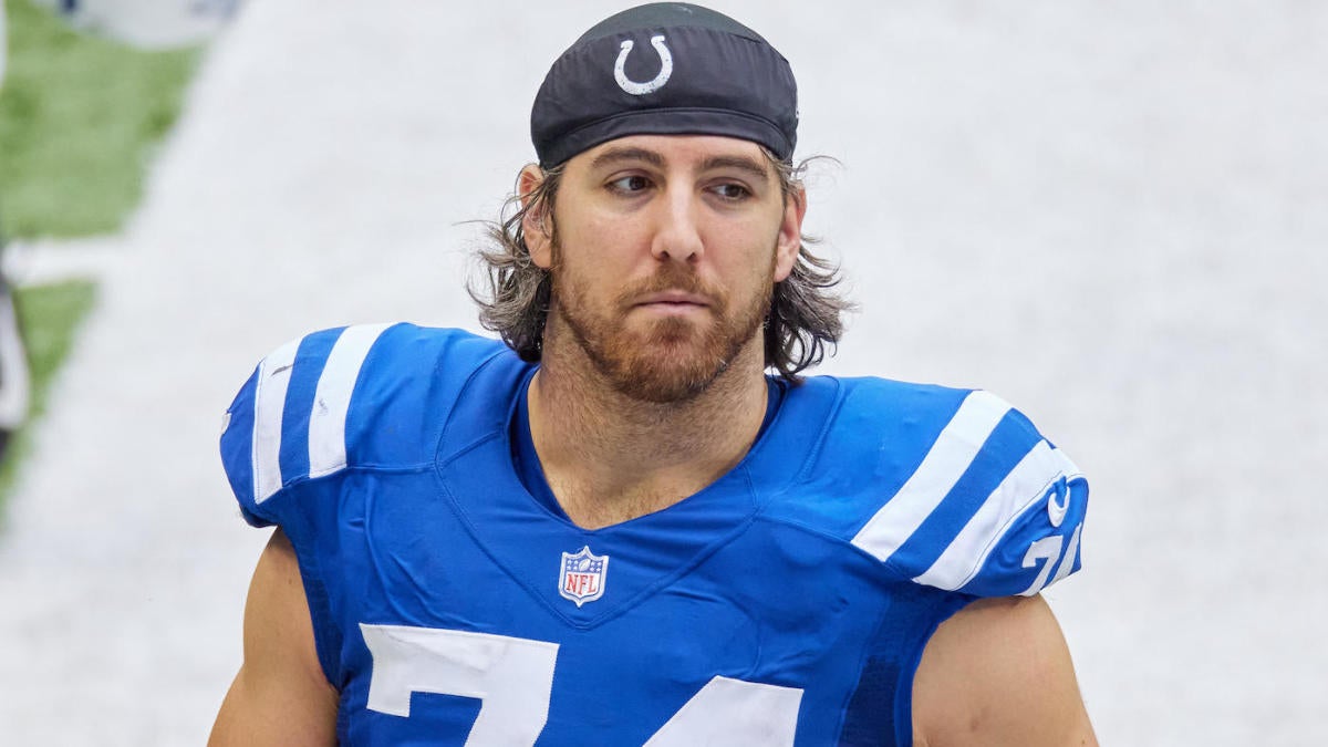 Colts lose Anthony Castonzo for the season as left-back for surgery on injured ankle