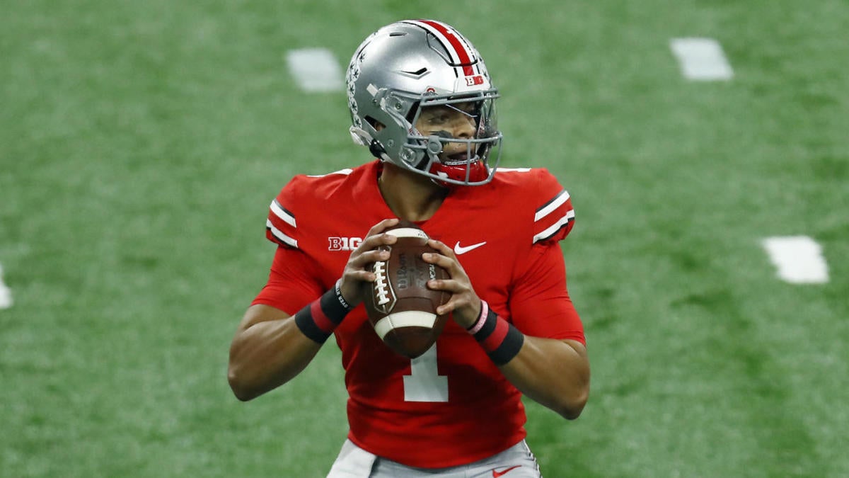 2021 NFL Mock Draft: Bears trade up to capitalize on Justin Fields' fall, Patriots move up for QB