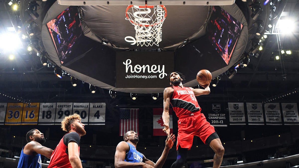 LOOK: Blazers’ Derrick Jones Jr.  misses badly during a dunk-of-the-year attempt