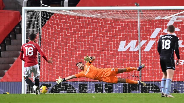 Manchester United Vs Aston Villa Score Bruno Fernandes Penalty Sends Red Devils Level With Liverpool Cbssports Com